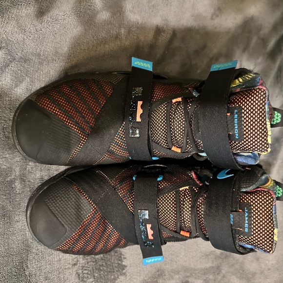 Nike men size 9 - Picture 3 of 3